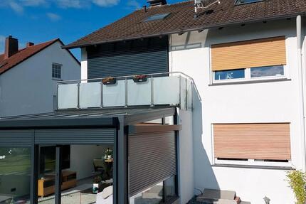 Obergeschoss Wohnung inklusive Dachgeschoss zum Verkauf zimmer